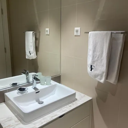 Fors Waterfront Apartment