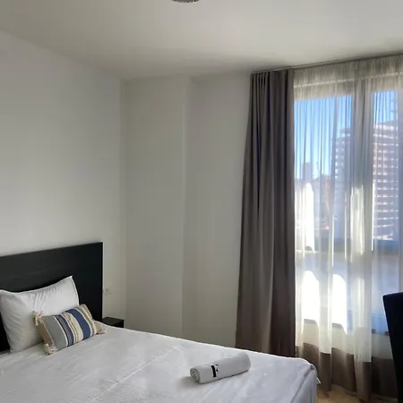 Fors Waterfront Apartment Belgrade